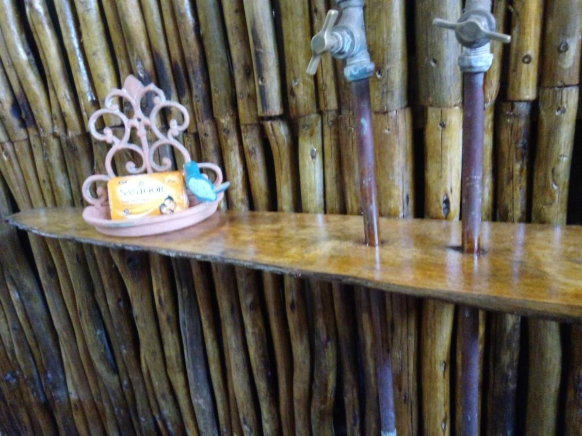 Lebombo Wattle Cottages Hluhluwe Kültér fotó
