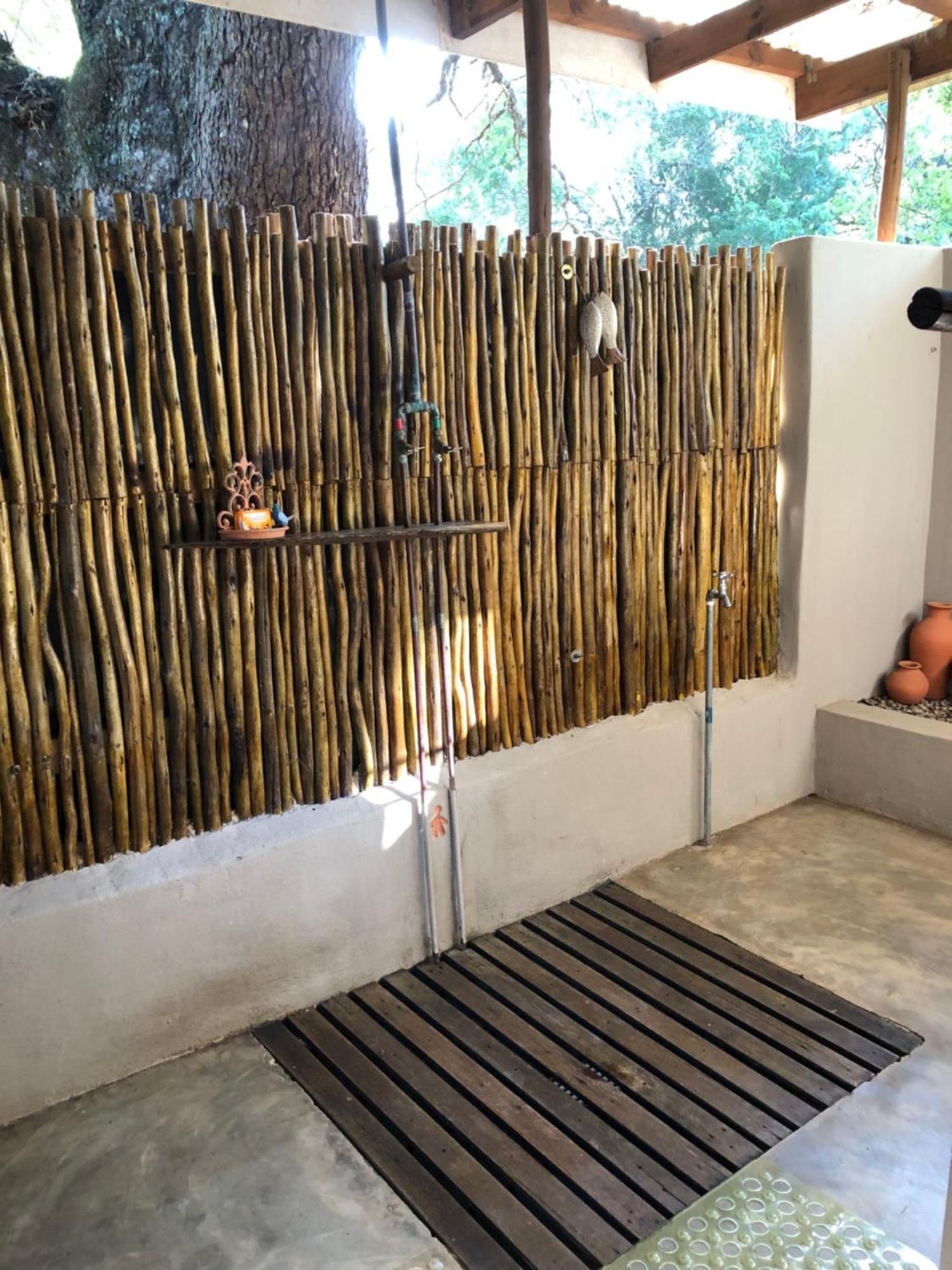 Lebombo Wattle Cottages Hluhluwe Kültér fotó